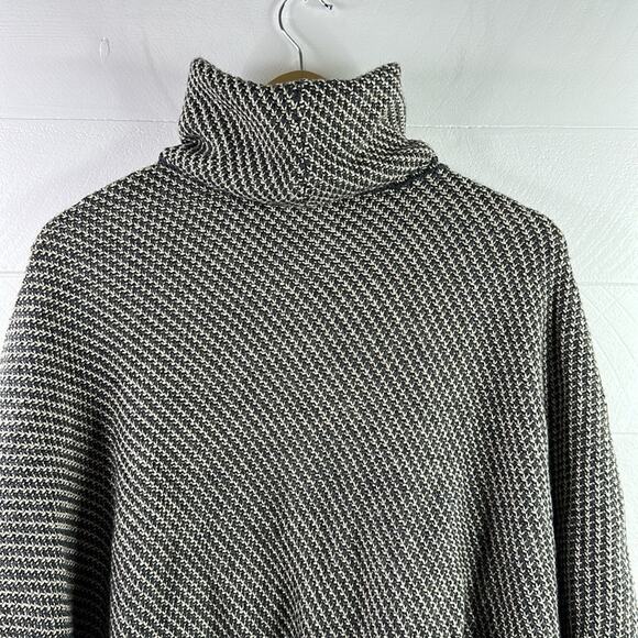 ROMEO + JULIET Blue Tan Knitted Turtleneck Batwing Short Sleeve Sweater Size S/M - Picture 3 of 13